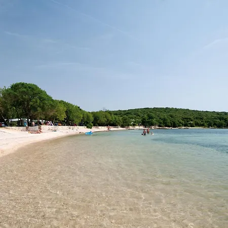 Camping Maistra Vestar Pitches 5*